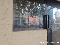 万邦时代广场西侧对面个人商铺017