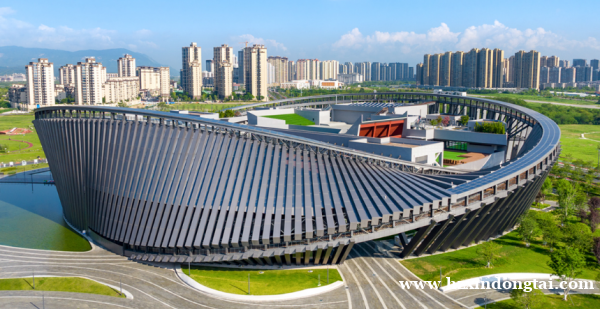 兼职招聘天汉剧院熊猫市场招兼职卖衣服078
