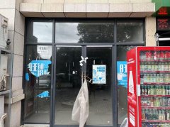 望江公馆小区正面门口单间门面出租085