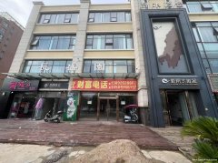 南郑区静水楼台足浴店楼下200平方空铺房东直租091