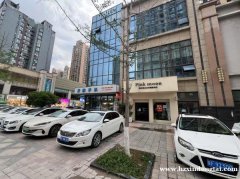 南郑区蜀汉大都会粉月亮女装转让095