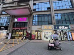 南郑区蜀汉大都会喜西女装转让097