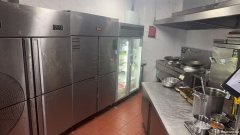 鼎鼎百货五楼寻牛记涮烤自助转让