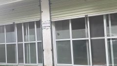 建国缘局南侧原优学优品托管中心一楼出租